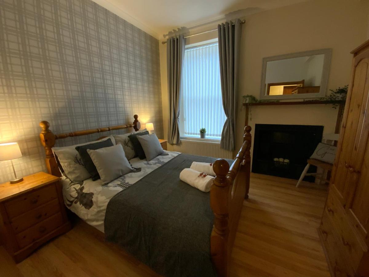 Deeside Snugs Apartments Kincardine O'Neil Екстер'єр фото